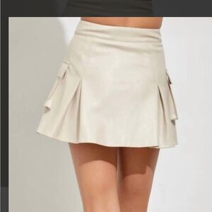 DO+BE Cream Pleated Mini Skirt with Side Flaps